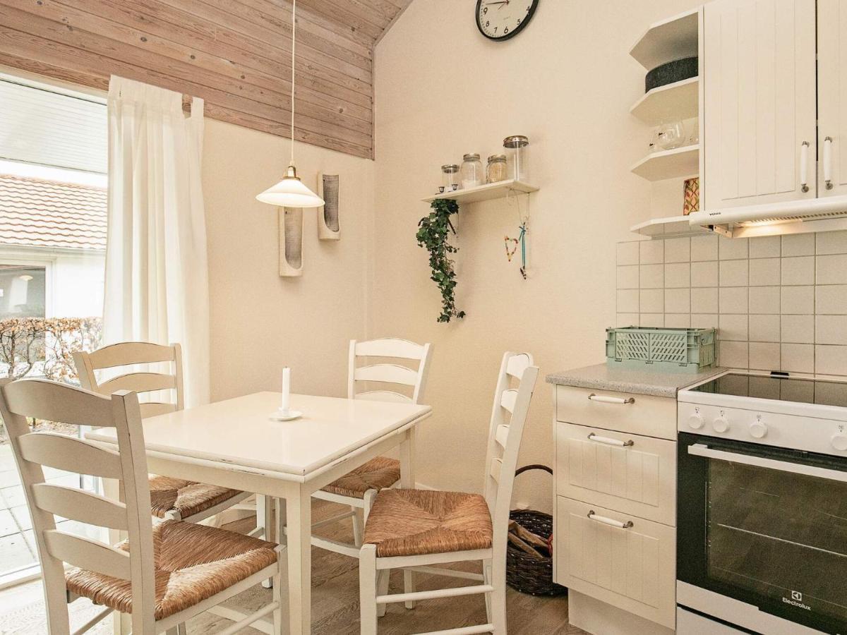 4 Person Holiday Home In R Sk Bing Ерескебінґ Екстер'єр фото